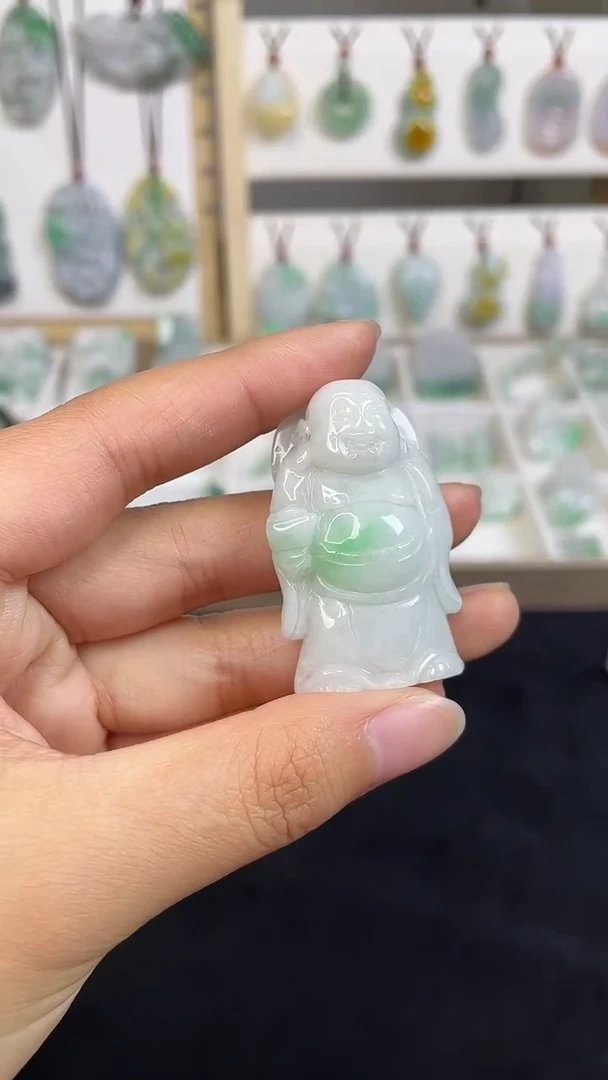 颈饰未镶嵌翡翠1