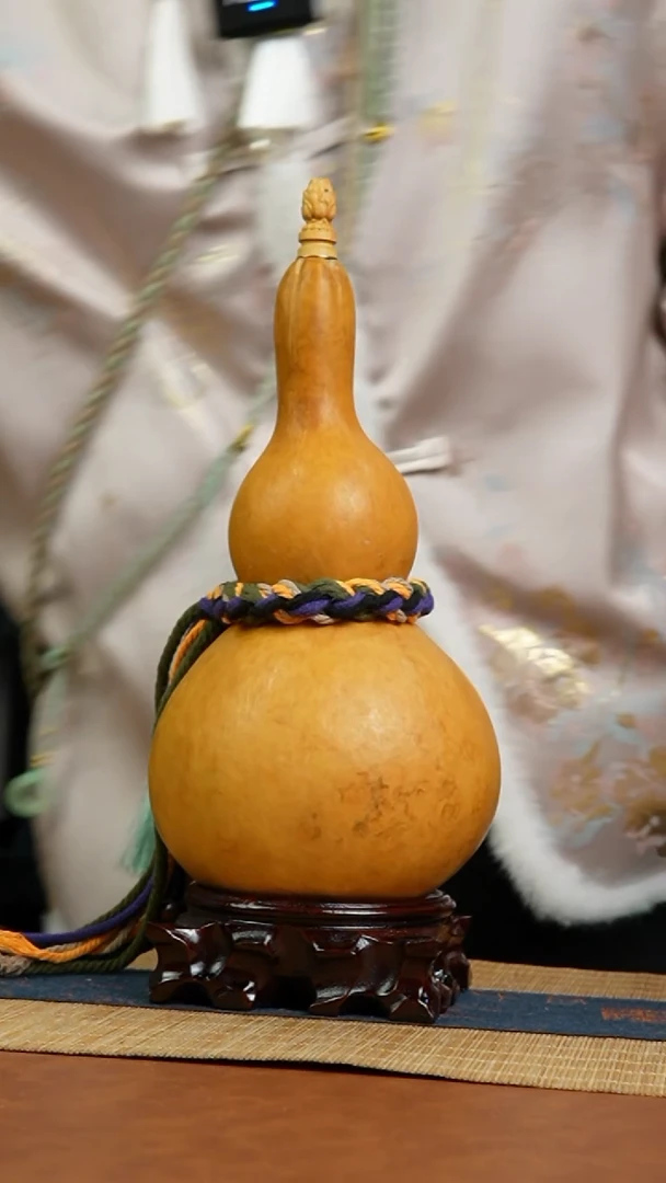 738号 天然热水酒葫芦 一物一拍（有瑕介意勿拍）