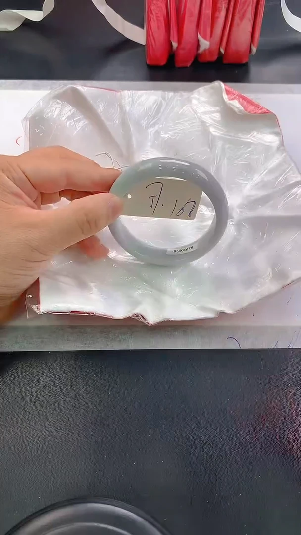 未镶嵌手镯翡翠166
