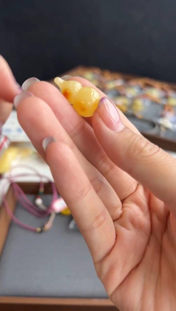 蜜蜡项链未镶嵌304买断