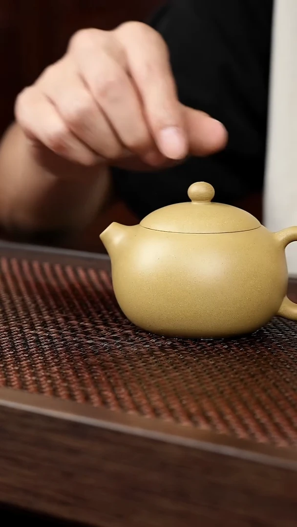 茶壶紫砂黄金段西施