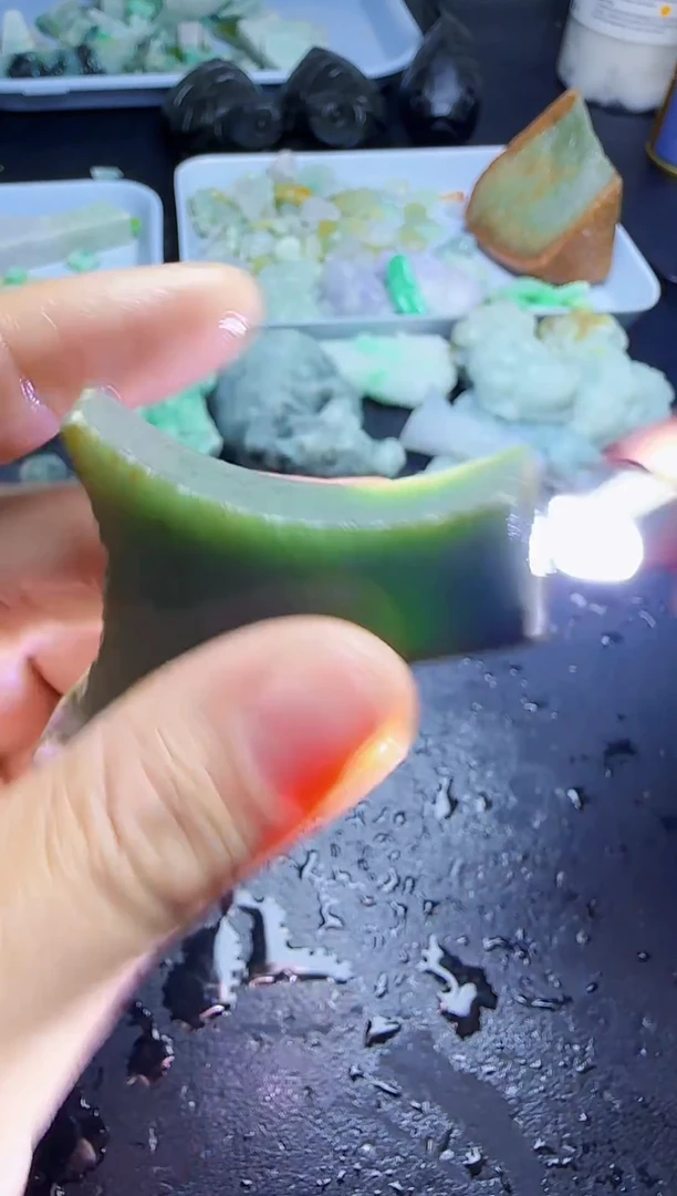 未镶嵌挂件翡翠033