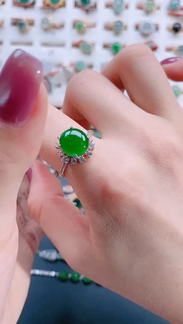 翡翠戒指银S925镶嵌天然翡翠