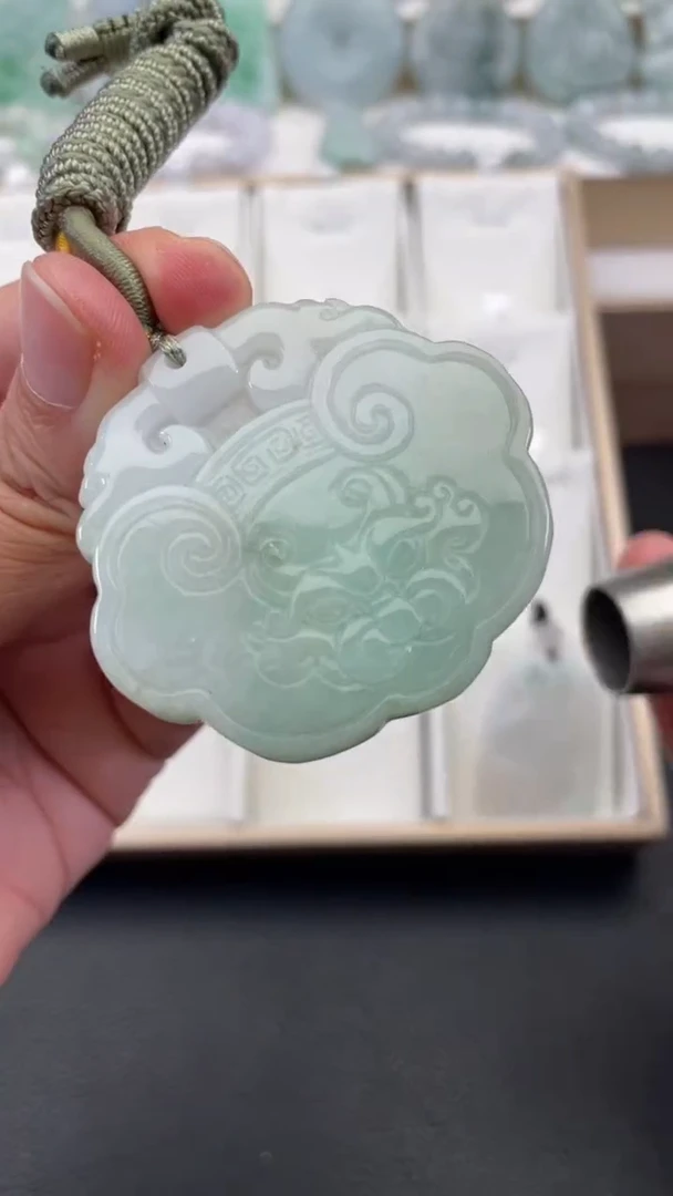 颈饰未镶嵌翡翠天然缅甸翡翠A货120