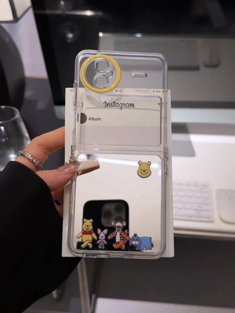 （VIVOxflip系列）折叠镜面适用vivoxflip手机壳卡通女小熊维尼一家