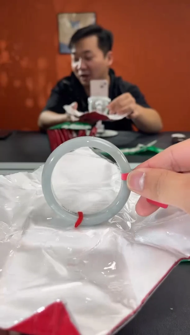 未镶嵌手镯翡翠54