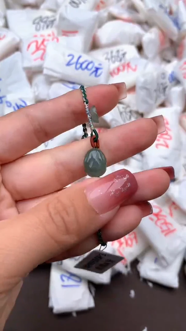 【闪购商品】翡翠手绳未镶嵌一