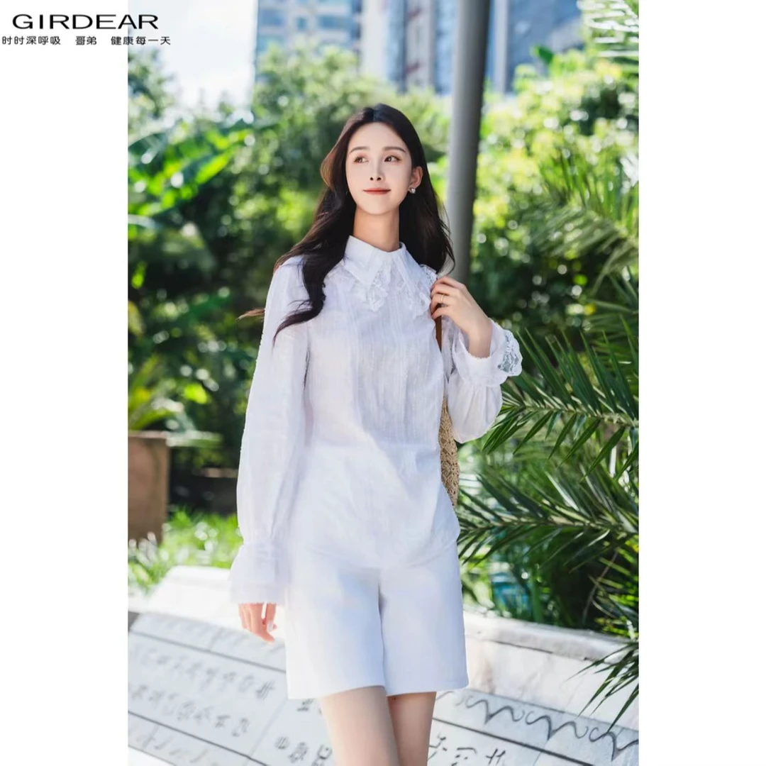 GIRDEAR/哥弟春夏新款设计感宫廷风时尚蕾丝花边长袖衬衫女130068