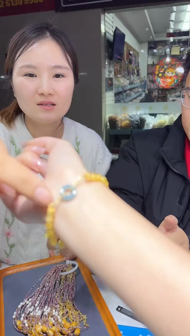 【闪购商品】琥珀手链未镶嵌多样性发一件 059