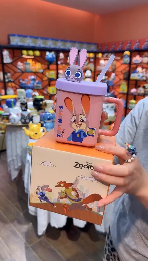 瓷片@@疯狂动物城兔子警官四方陶瓷吸管杯