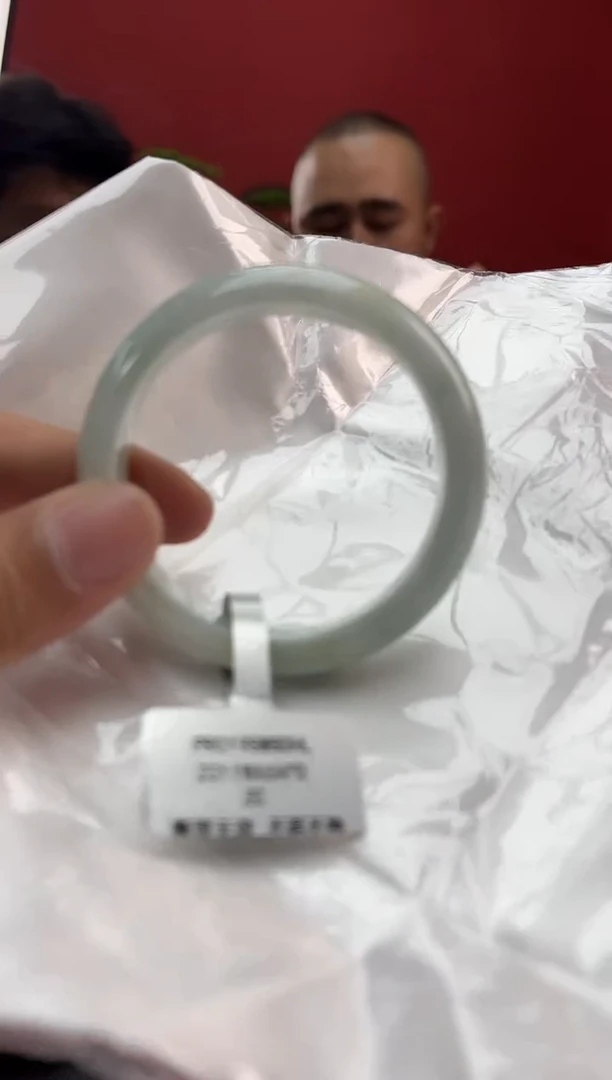 未镶嵌手镯翡翠翡翠手镯（微瑕）3