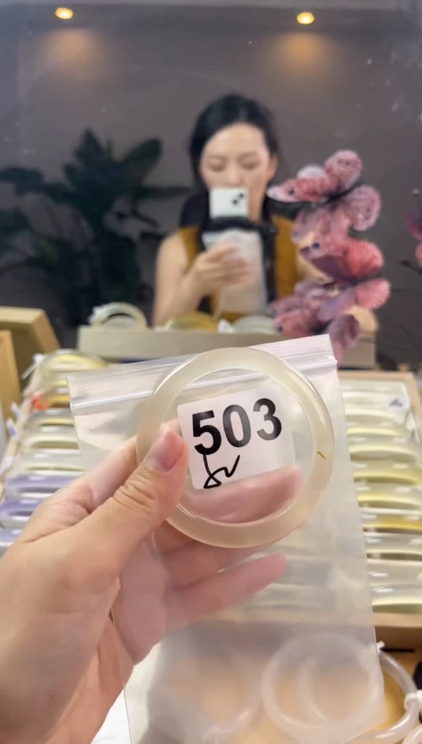 玛瑙/玉髓手镯未镶嵌503