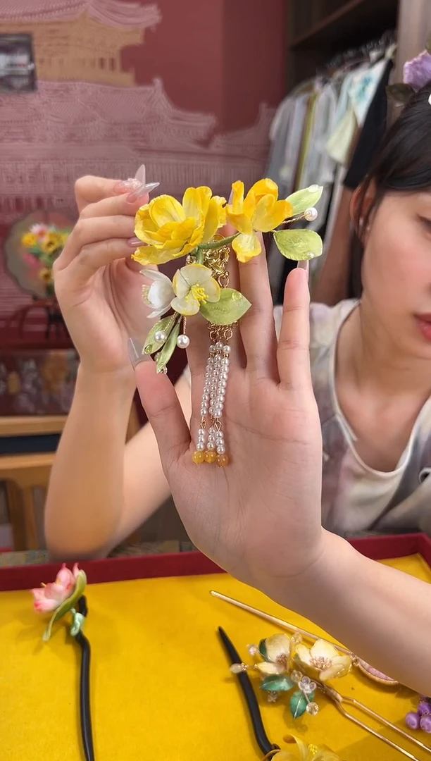 刺绣非遗绒花（发饰）