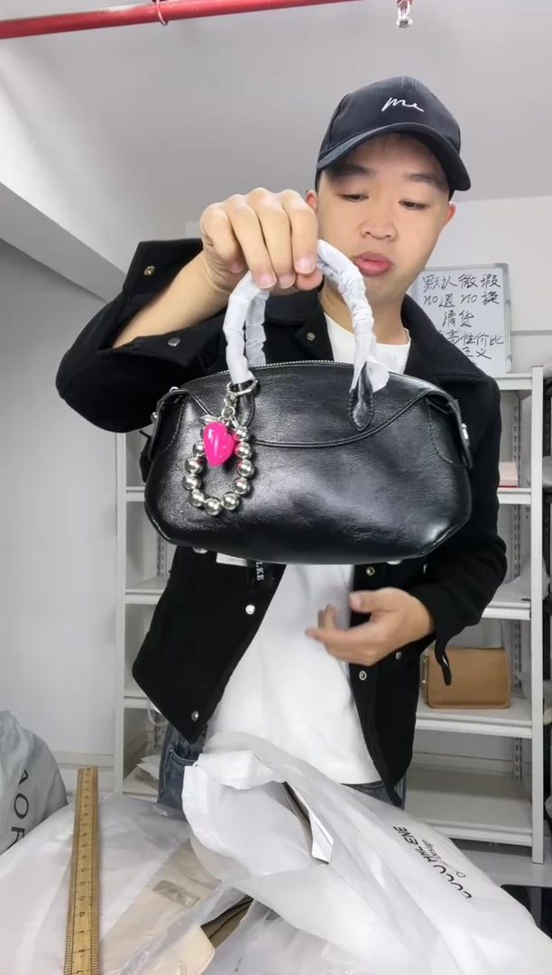 牛皮【尤尤轻奢女包】时尚百搭轻奢款式女包703