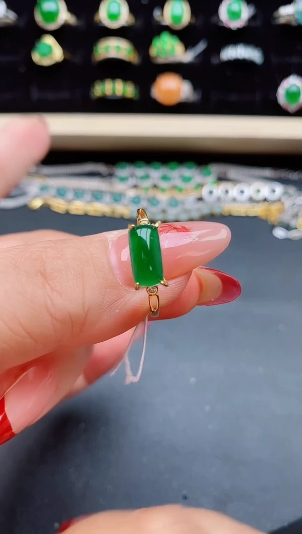 【闪购商品】翡翠戒指银S925镶嵌312321