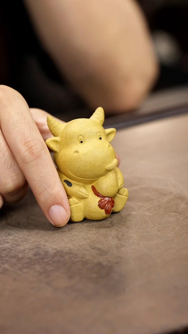 福禄小牛雕塑茶宠