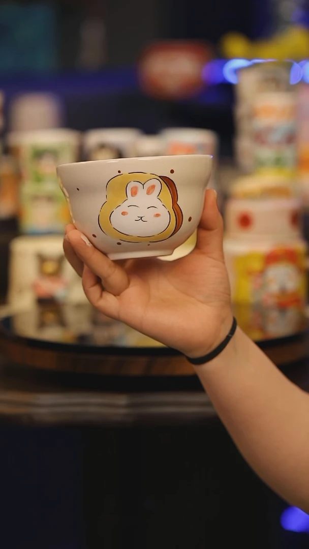 【闪购商品】摆件景德镇釉下彩绘设计师款式陶瓷