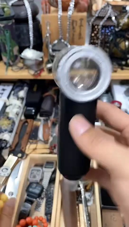 瓷片闪购商品  如图所示
