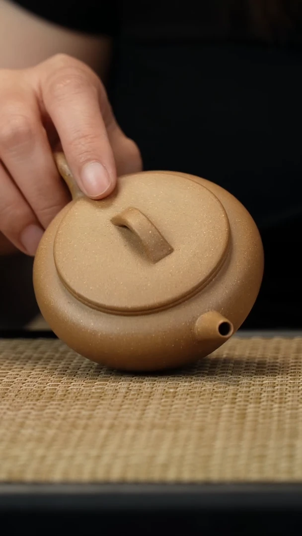 茶壶紫砂老段泥/大彬诗意150c/