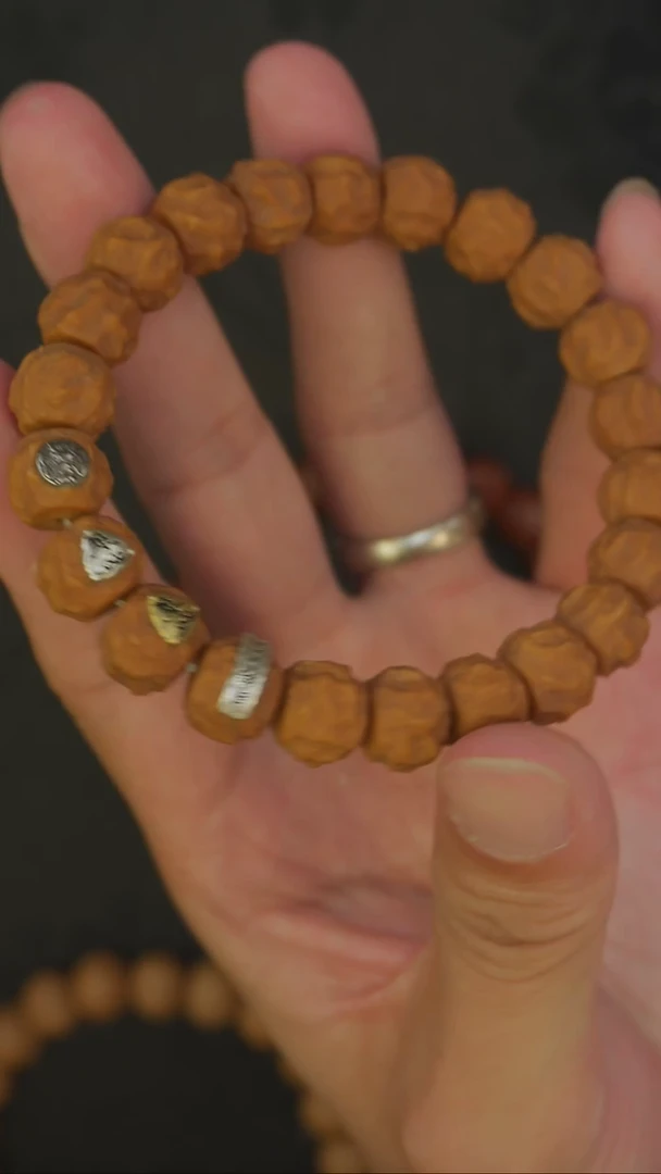 猴头核桃吊坠四标龙蛇