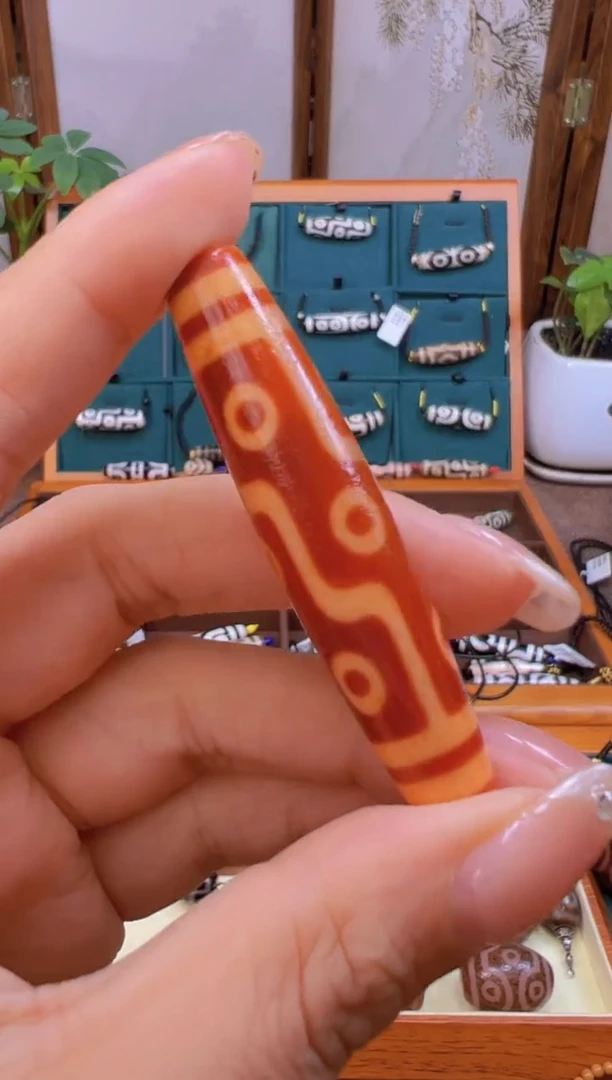 未镶嵌颈饰玛瑙/玉髓（覆膜）阳*103.(微瑕)