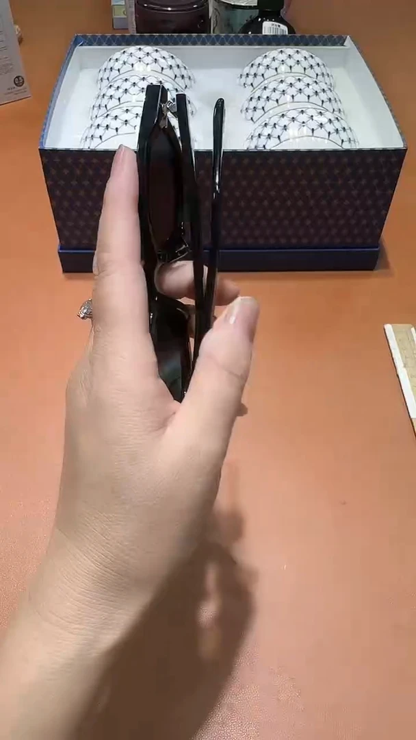 瓷片全场正品   一件不留@@1