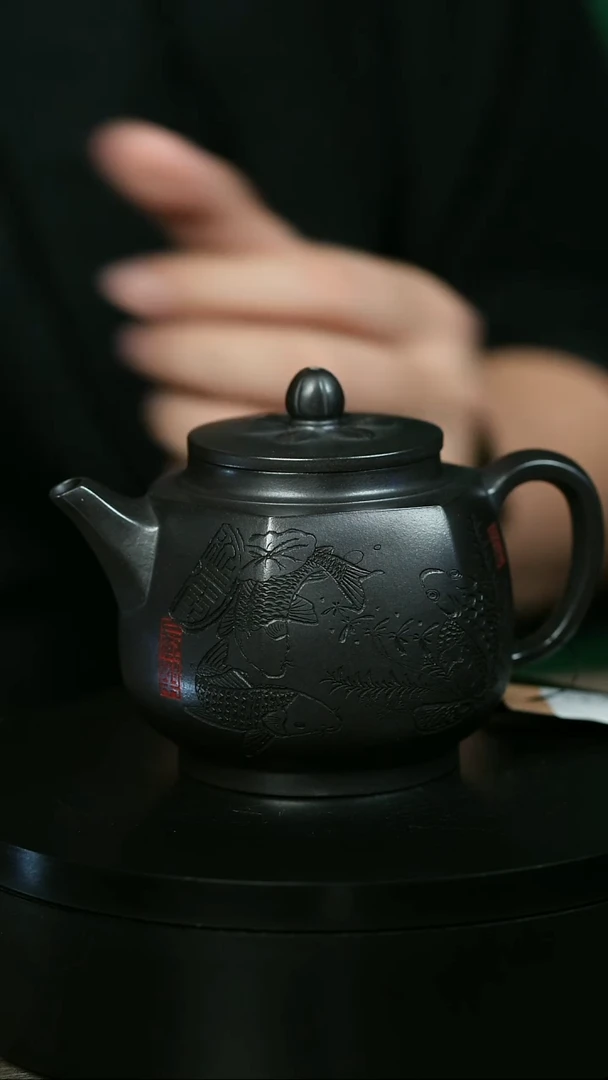 茶壶紫砂用****5H2191李小琴鲤鱼六方宫灯