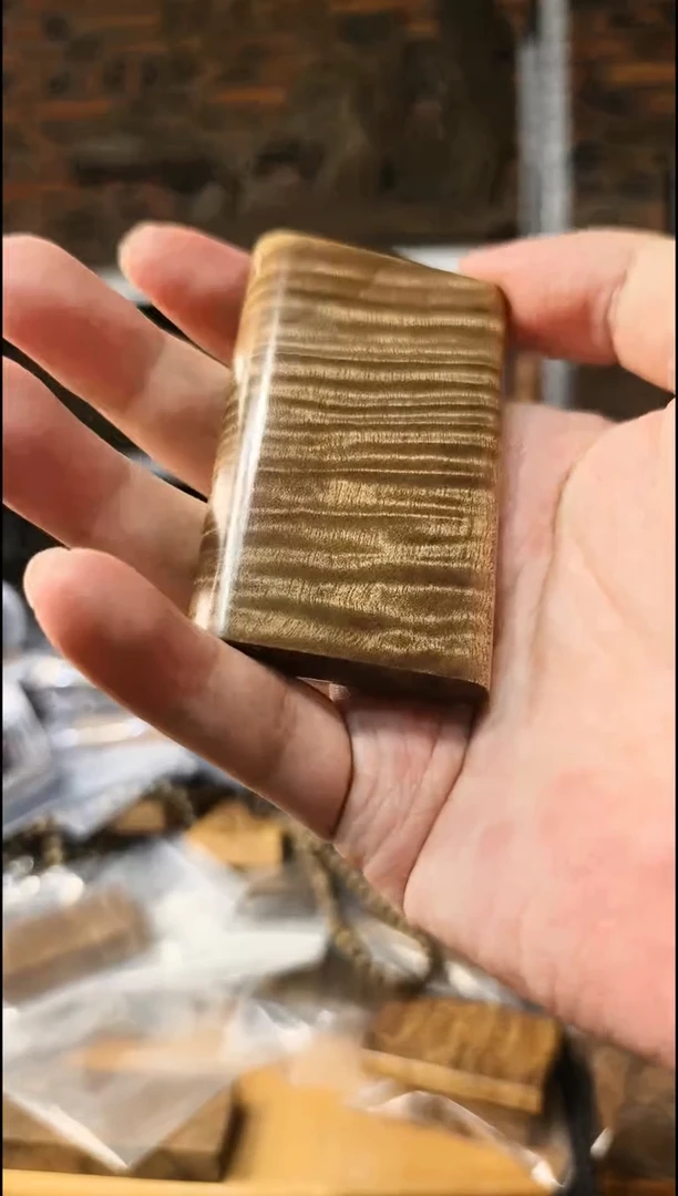 楠木（金丝楠）把件无事牌