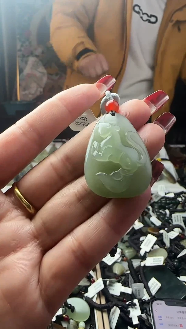 颈饰未镶嵌和田玉061