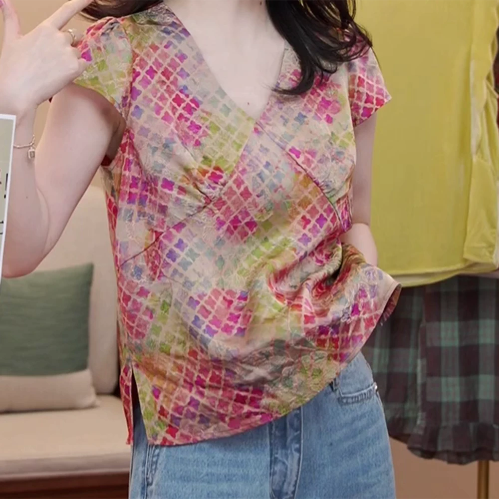 夏季新款V领提花花萝彩色四叶草短袖上衣C5246