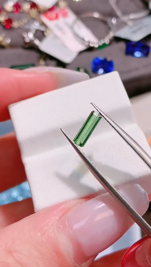 未镶嵌珠宝半成品碧玺0.85ct