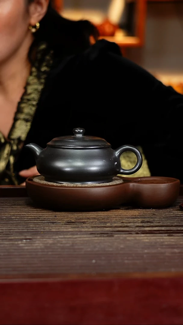 宜兴原矿紫砂壶茶壶宜兴原矿紫砂壶茶壶150C