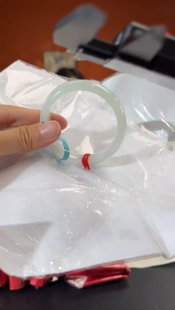 未镶嵌手镯翡翠5