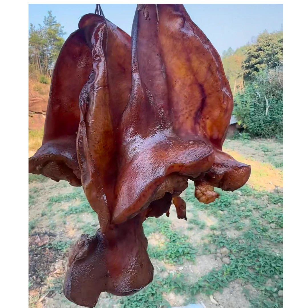 名乡食农家烟熏腊猪耳