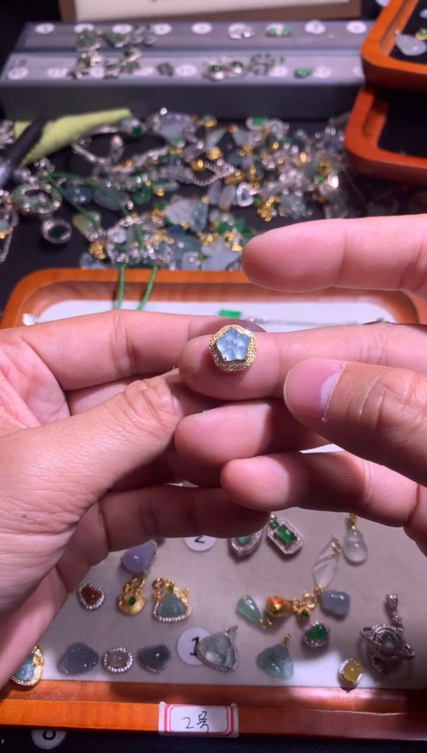 【闪购商品】翡翠吊坠(不含链)银S925镶嵌1