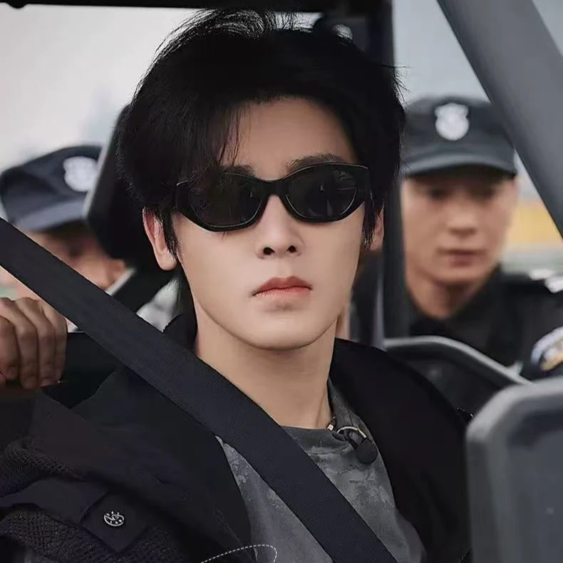复古猫眼GN墨镜高级感女士小框太阳镜网红同款开车防晒高清遮阳镜