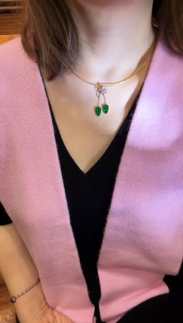 颈饰未镶嵌翡翠翡翠