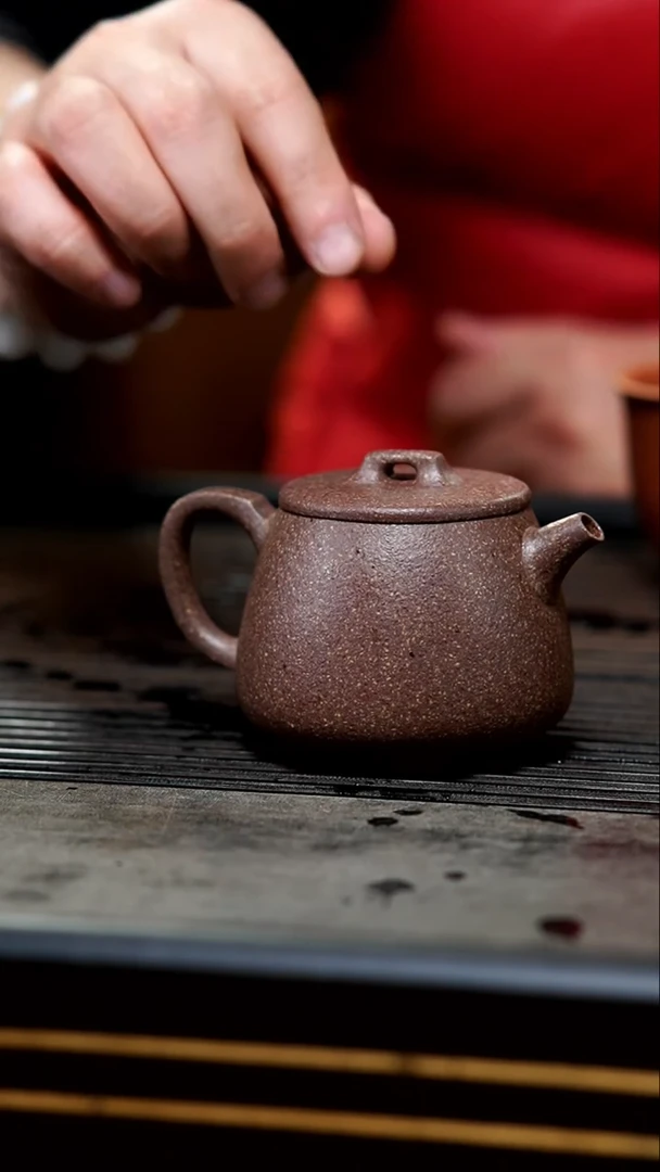 【闪购商品】紫砂茶壶16-全手紫降坡高石瓢160cc