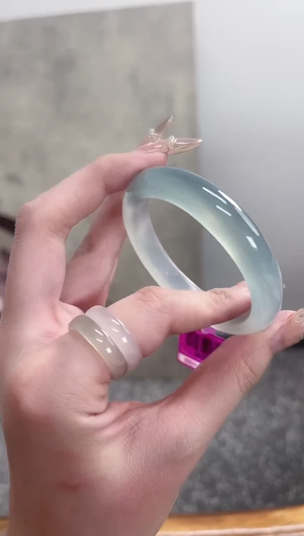 【闪购商品】玛瑙/玉髓手镯未镶嵌52圈 需要包容