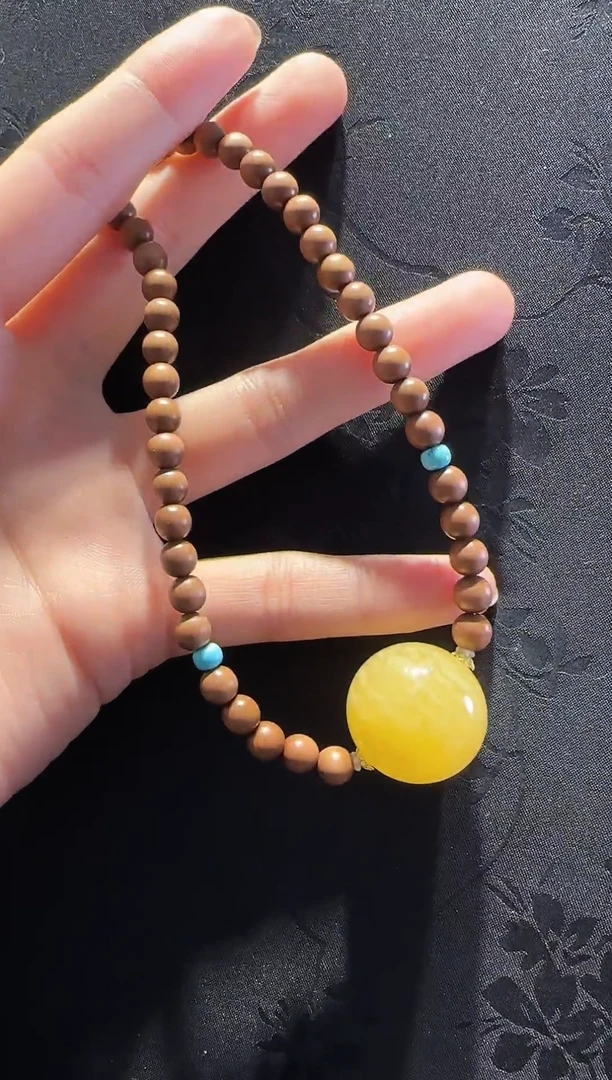 吊坠檀香木18K金镶嵌项链