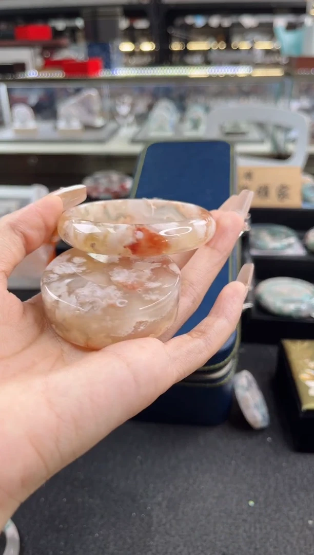 未镶嵌手镯石英质玉55圈口 （赠品镯心）6005014