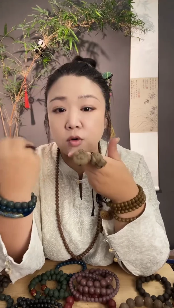 泥塑大四合玉桂狗+发财手牌子