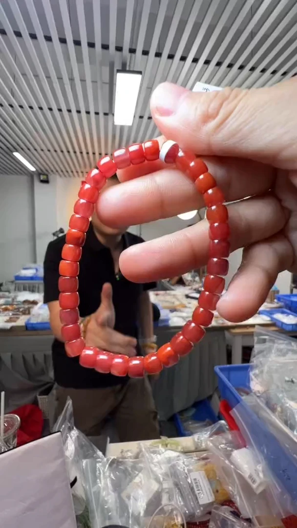 未镶嵌手串南红玛瑙约6mm 南红玛瑙直切桶珠单圈