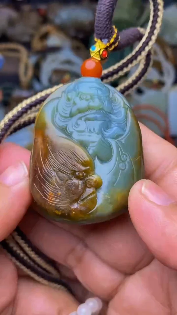 未镶嵌和田玉挂件1