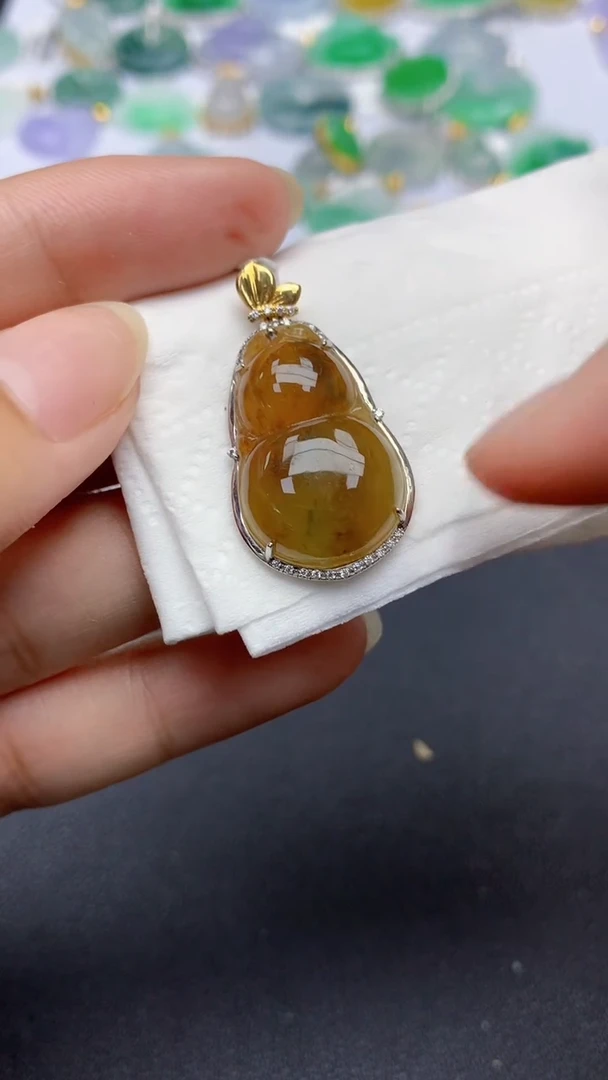 翡翠18K金镶嵌颈饰天然缅甸a货翡翠百元以上9元证书费自理