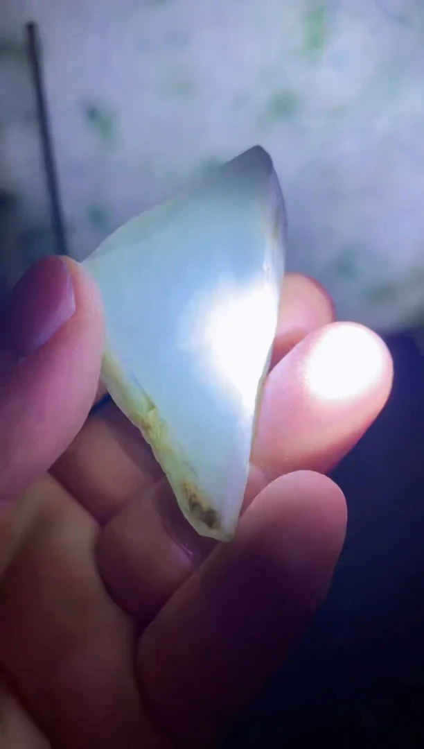 【闪购商品】定制翡翠未镶嵌多样性随机发其一