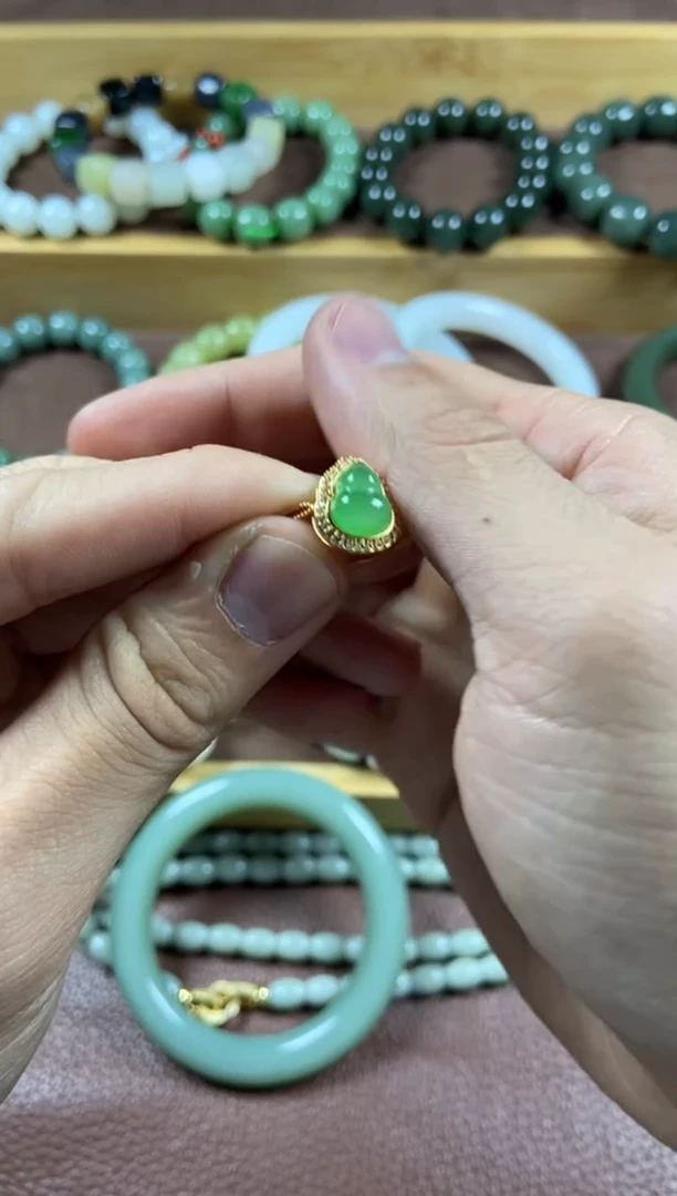 颈饰银S925镶嵌和田玉1