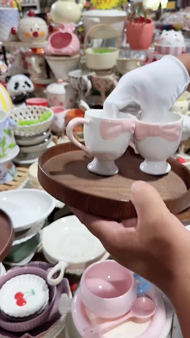 瓷片2个小杯 微瑕凑满20元包邮