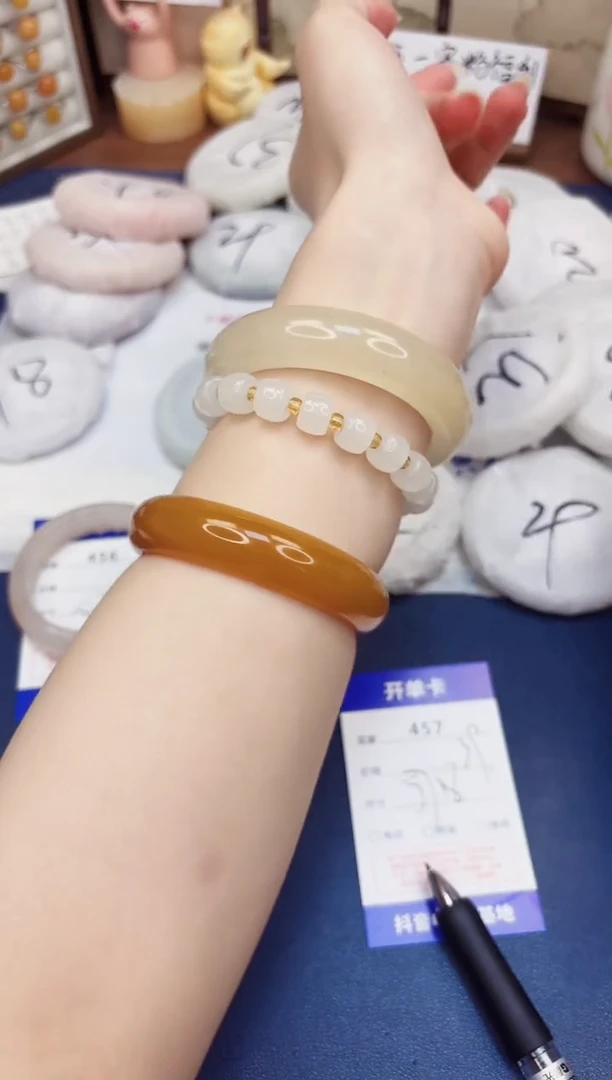 石英质玉手镯未镶嵌457-财气镯-圈口57