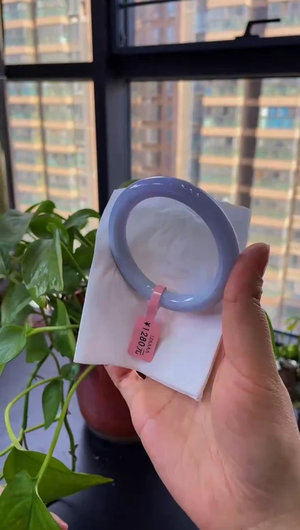 【闪购商品】翡翠手镯未镶嵌手镯38